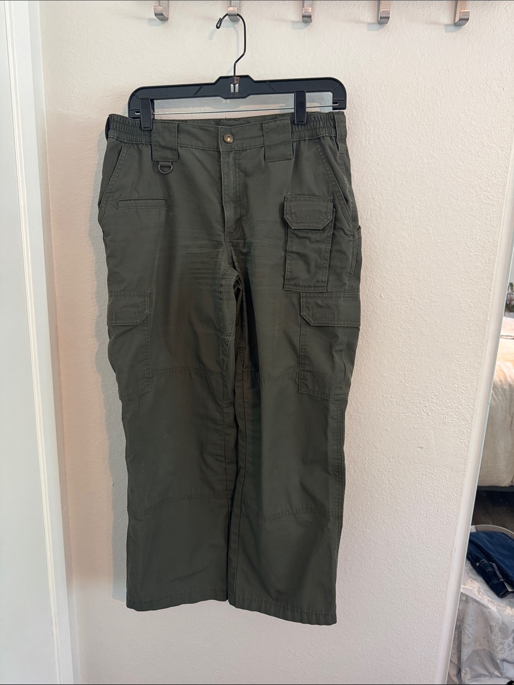 5.11 Tactical Men's Cargo Pants in Olive